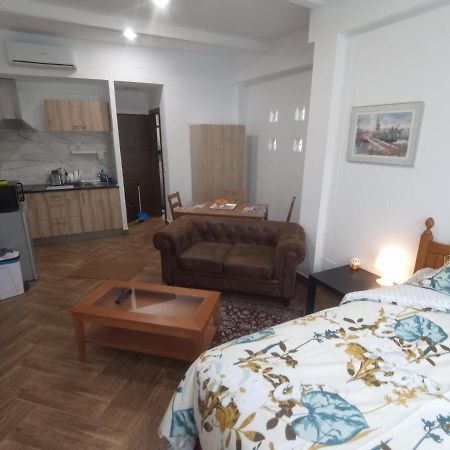 Mini Apartamento De Lujo เบเซร์ริล เด ลา เซียรา ภายนอก รูปภาพ